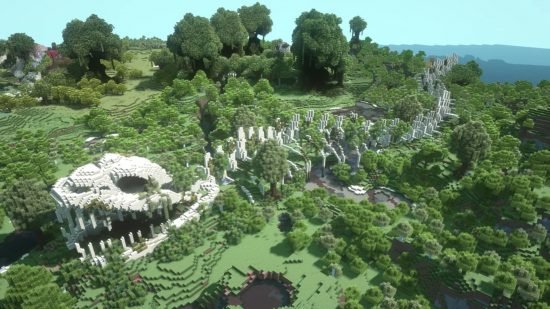 minecraft-ideas-fossil-path Minecraft ideas: A large serpent skeleton lies across the ground, covered in overgrown foliage.