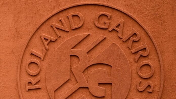 Ex-champions-Henin-Agassi-to-present-French-Open-trophies.jpeg