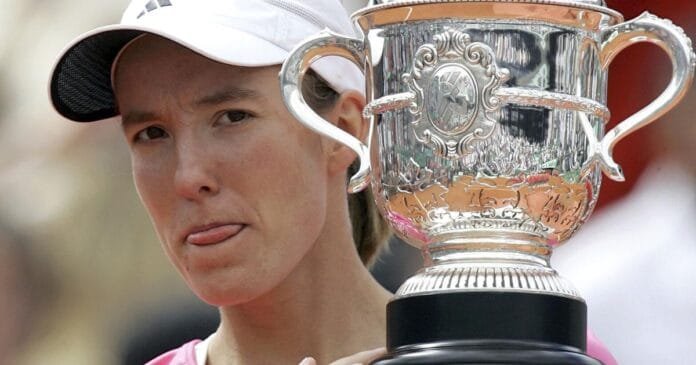 Former-champions-Justine-Henin-and-Andre-Agassi-to-present-French.jpg