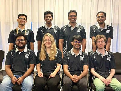 Leon Mendonca, Pranav V, Pentala Harikrishna, Arjun Erigaisi, Atharvaa P Tayade, Stavroula Tsolakidou, Srinath Narayanan, David Anton Gujjaro (left to right) (Photo Credits: MGD1) History made! Arjun Erigaisi, Srinath Narayanan’s Team MGD1 becomes first Indian team to win FIDE World Rapid Team Championship