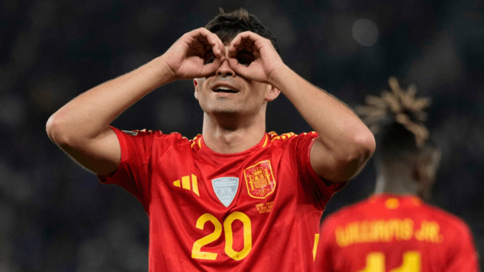 Incredibly-Important-Pedri-Earns-Praise-From-Fabian-Ruiz-After-Spains.png