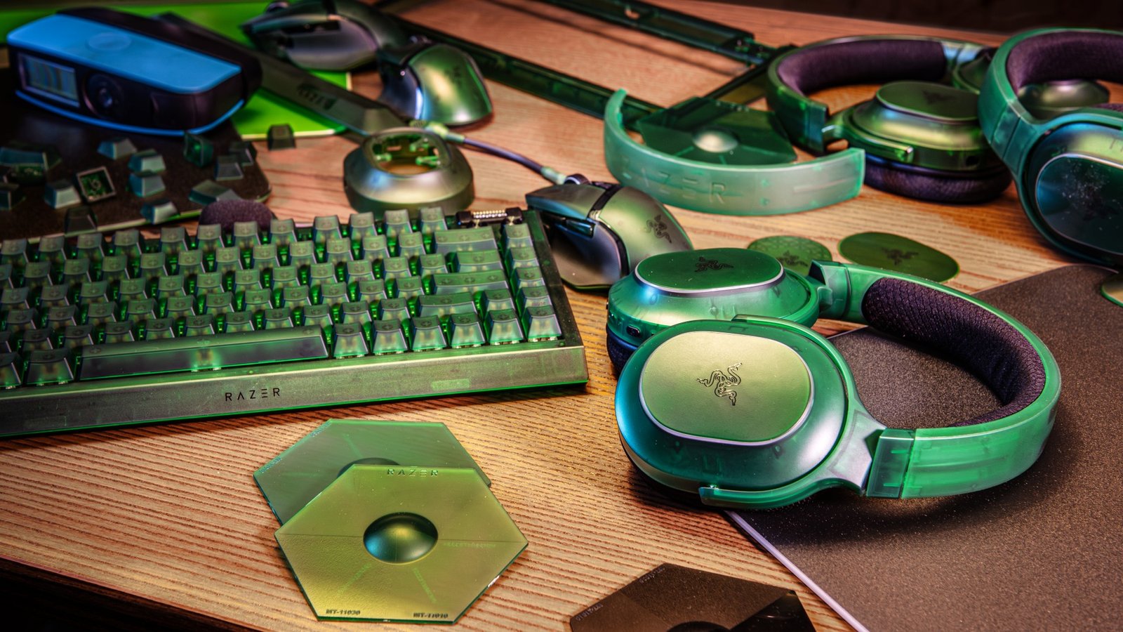 Razer Phantom peripherals on wooden desktop