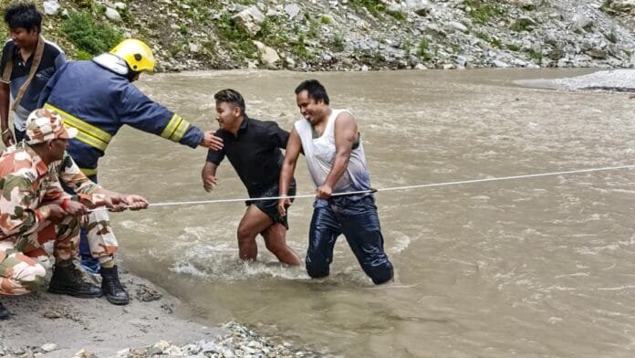 Vehicle-falls-into-river-in-Sikkim-Odisha-BJP-leader-among.jpg