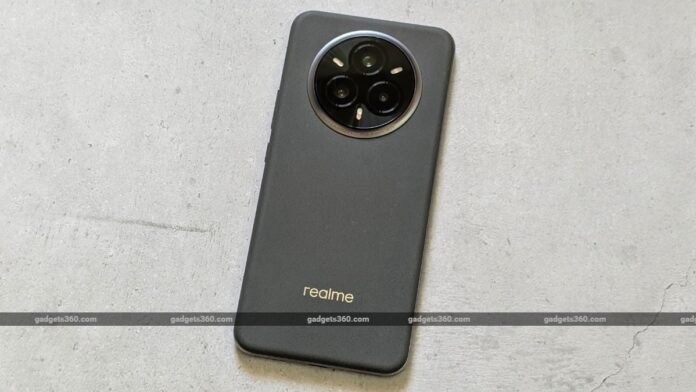 Realme 15 Series Launch Timeline Leaked; Lite Variant Surfaces Online