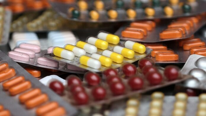 USA-TRUMP-PHARMACEUTICAL-0_1747060297850_1756369645377.JPG