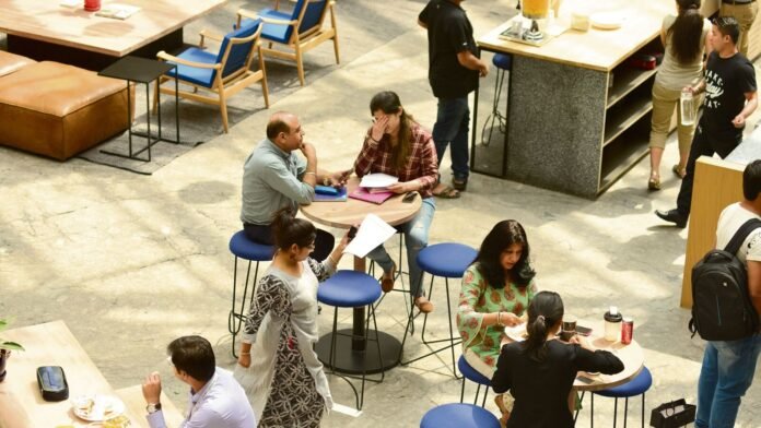 2-0-1295959699-co-working-spaces4-0_1679592798290_1757678395696.jpg