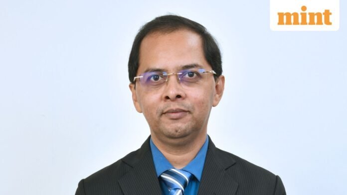 Dharmesh_Shah_2022_03_1708927453301_1758389145959.jpg