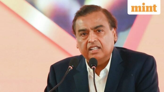 Mukesh_Ambani_Isha_Ambani_daughter_boss_in_office__1743928860593_1758695987758.jpg