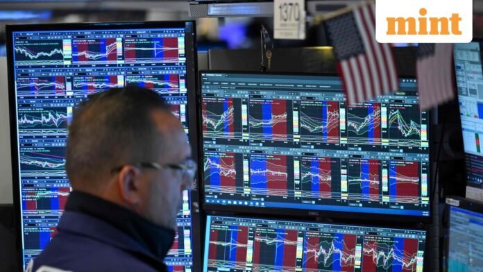 US-ECONOMY-MARKETS-NYSE-4_1750940643064_1759168847347.jpg