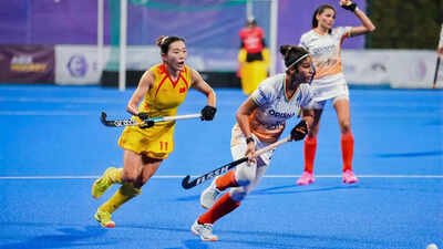 india-womens-hockey-team.jpg