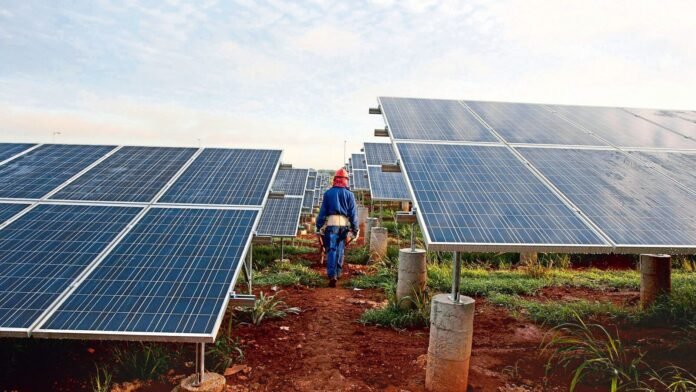 solar_power_1756971356783_1756971358459.jpg