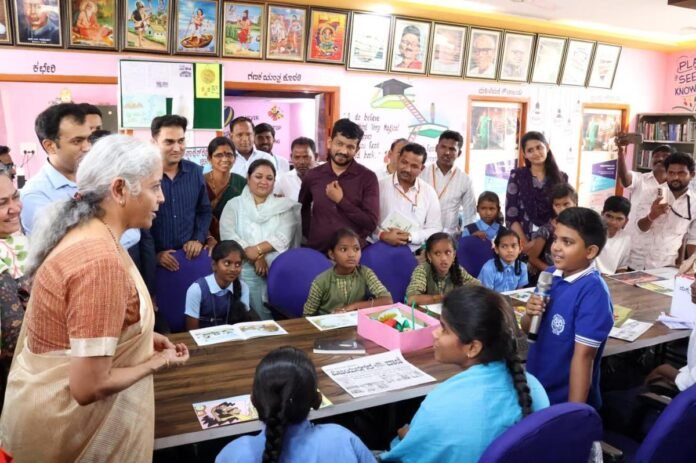 10258_16_10_2025_19_59_8_1_NIRMALA_SITHARAMAN_IN_BALLARI_4.JPG
