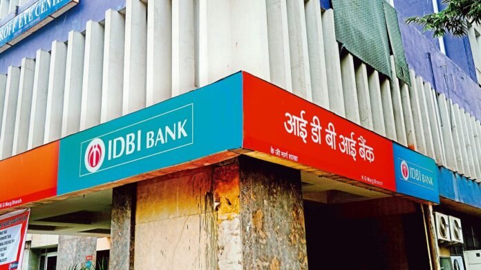 2-0-590638863-idbi-0_1680242118565_1760084969988.jpg