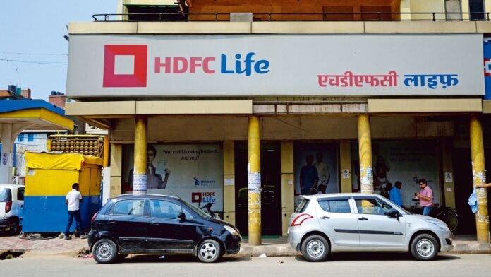 2-0-929063941-hdfclife-0_1679640064744_1760524284245.JPG