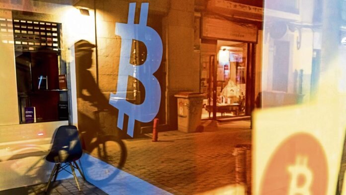 Bitcoin_1760517575071_1760517592003_1760520587328.jpg