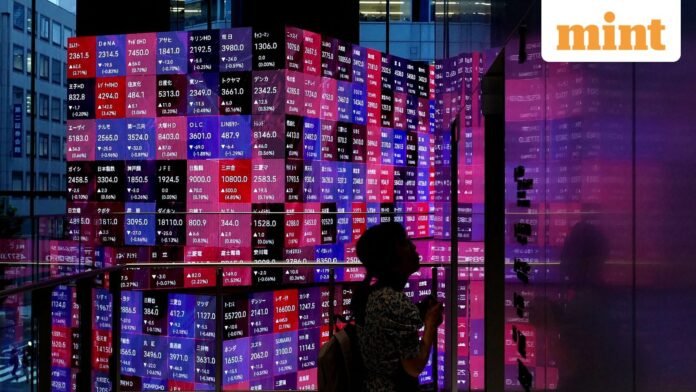 JAPAN-ECONOMIC-STOCKS-0_1759676687510_1759676696160.jpg