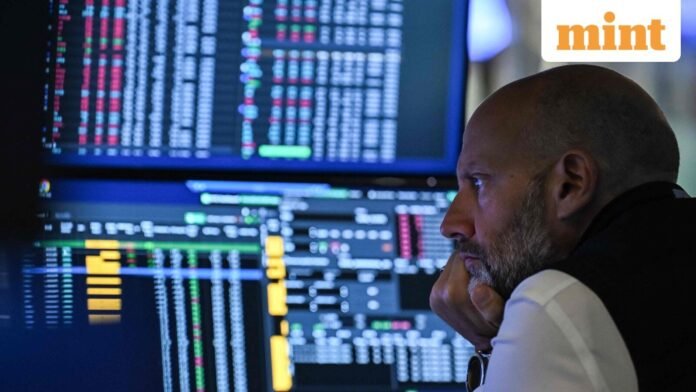 US-ECONOMY-MARKETS-NYSE-4_1759233675083_1759233690356.jpg