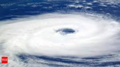 heavy-rain-likely-as-cyclone-looms-over-bay-of-bengal.jpg
