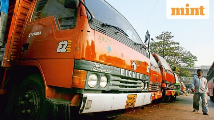 2-0-642781461-eichermotors-0_1680253961696_1763028311640.jpg