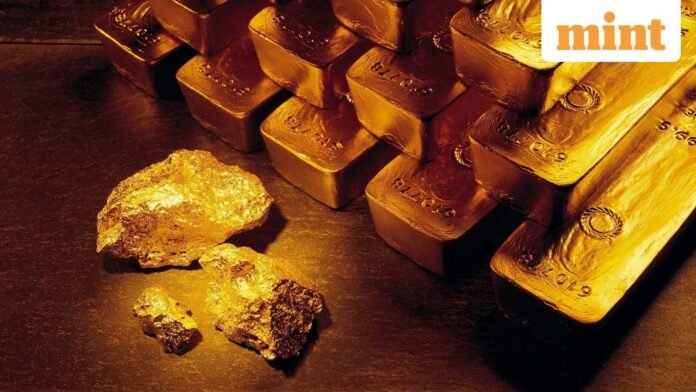 2-0-90241382-GoldBar-4C-0_1681714585671_1762597598088.jpg