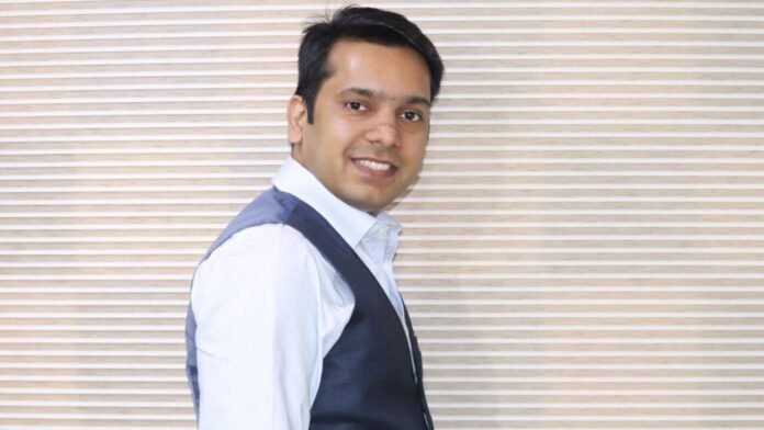 Buy_or_sell_stocks_Sumeet_Bagadia_1681456126399_1762052006471.jpg