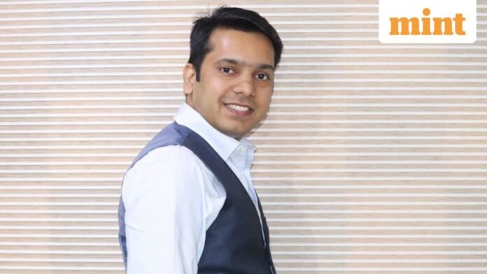 Buy_or_sell_stocks_Sumeet_Bagadia_1681456126399_1763514108438.jpg