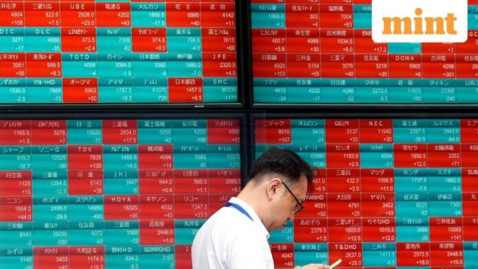 Japan-Economy-0_1738028154163_1764003073180.jpg