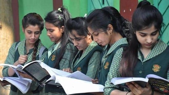 UP_10th_12th_result_2021_at_upresultsnicin_1762243180148_1762243180265.jpg