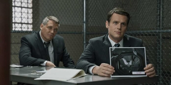 holt-mccallany-jonathan-groff-in-mindhunter.jpg