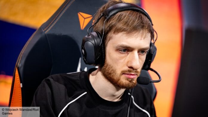league-of-legends-lol-nemesis-tattoo-artist-piercing-job-description-issues.jpg